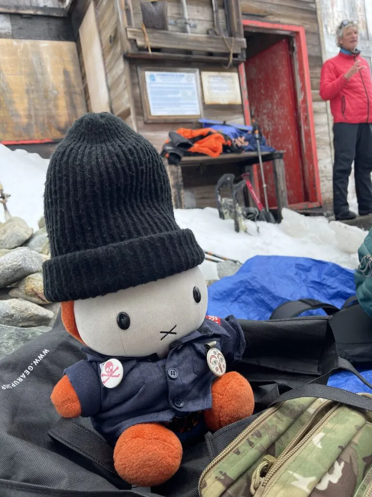 Miffa Chan in Antarctica, the greatest destination to celebrate the World Record